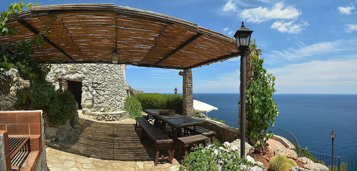 Trullo - Furnished pergola